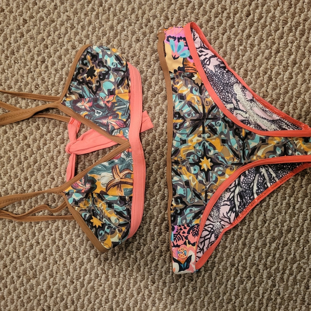 Bikini Size medium - Picture 6 of 6